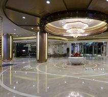 Hilton Istanbul Kozyatagi Lobby