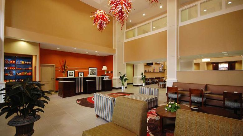 <b>Hampton Inn Jackson/Flowood Lobby</b>. Images powered by <a href="https://iceportal.shijigroup.com/" title="IcePortal" target="_blank">IcePortal</a>.