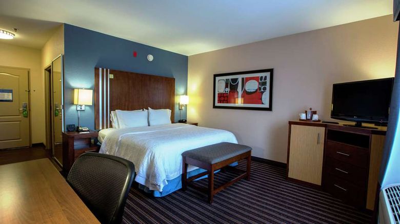 <b>Hampton Inn Jackson/Flowood Room</b>. Images powered by <a href="https://iceportal.shijigroup.com/" title="IcePortal" target="_blank">IcePortal</a>.