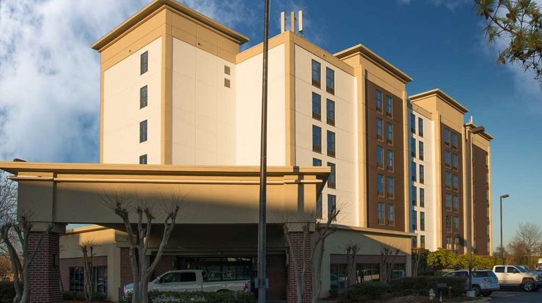 <b>Hampton Inn & Suites Jackson-Coliseum Exterior</b>. Images powered by <a href="https://iceportal.shijigroup.com/" title="IcePortal" target="_blank">IcePortal</a>.