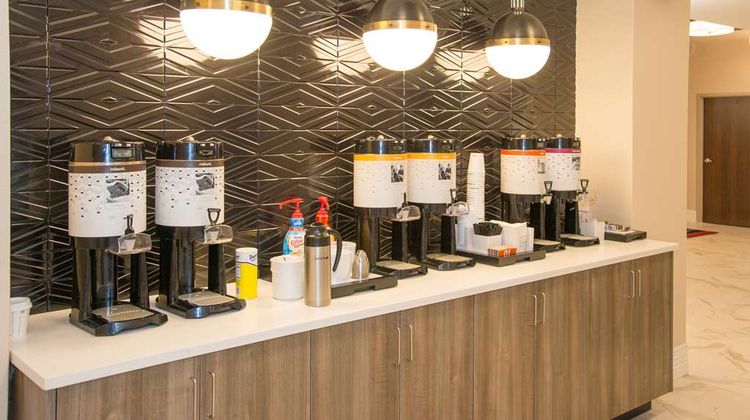 Hampton Inn & Suites Jackson-Coliseum Restaurant