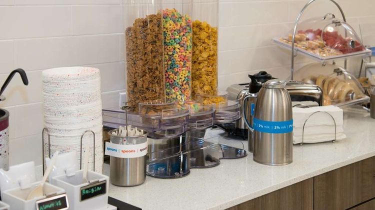 Hampton Inn & Suites Jackson-Coliseum Restaurant