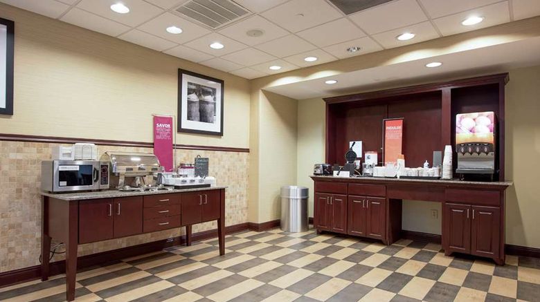 <b>Hampton Inn Yazoo City Restaurant</b>. Images powered by <a href="https://iceportal.shijigroup.com/" title="IcePortal" target="_blank">IcePortal</a>.