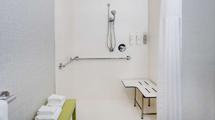 Hampton Inn Jacksonville I-95 Central Room