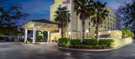 Hampton Inn & Suites Deerwood Park Exterior