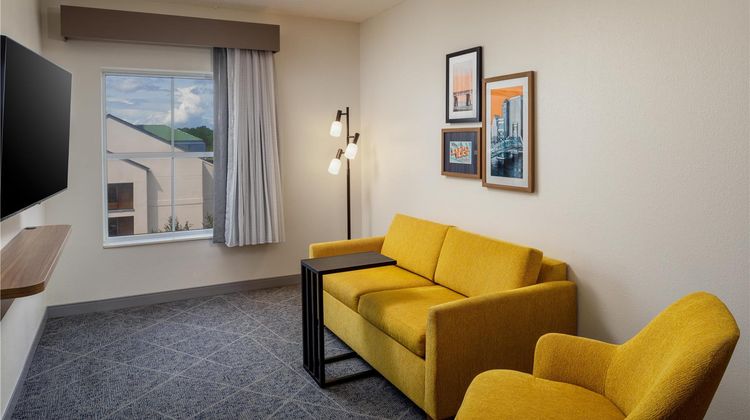 Hampton Inn & Suites Deerwood Park Room