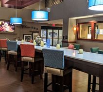 Hampton Inn & Suites Jacksonville Lobby