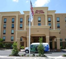 Hampton Inn & Suites Jacksonville Arpt Exterior