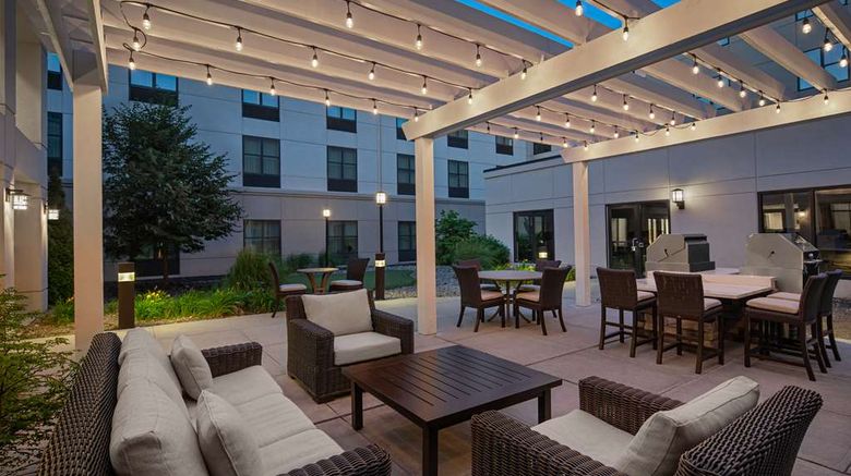 <b>Homewood Suites by Hilton Carle Place Exterior</b>. Images powered by <a href="https://iceportal.shijigroup.com/" title="IcePortal" target="_blank">IcePortal</a>.