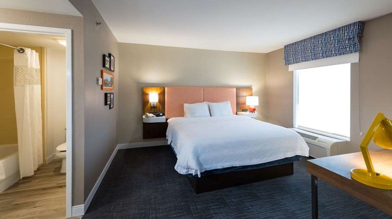 <b>Hampton Inn and Suites Jamestown Room</b>. Images powered by <a href="https://iceportal.shijigroup.com/" title="IcePortal" target="_blank">IcePortal</a>.