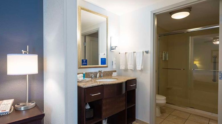 <b>Homewood Suites Joplin Room</b>. Images powered by <a href="https://iceportal.shijigroup.com/" title="IcePortal" target="_blank">IcePortal</a>.
