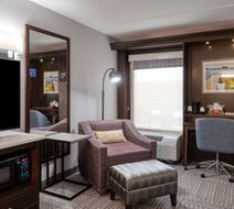 Hampton Inn Janesville Room