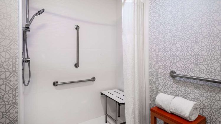 Hampton Inn Joliet I-80 Room