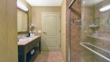 <b>Hampton Inn Beloit Room</b>. Images powered by <a href="https://iceportal.shijigroup.com/" title="IcePortal" target="_blank">IcePortal</a>.