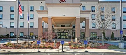 Hampton Inn Beloit Exterior