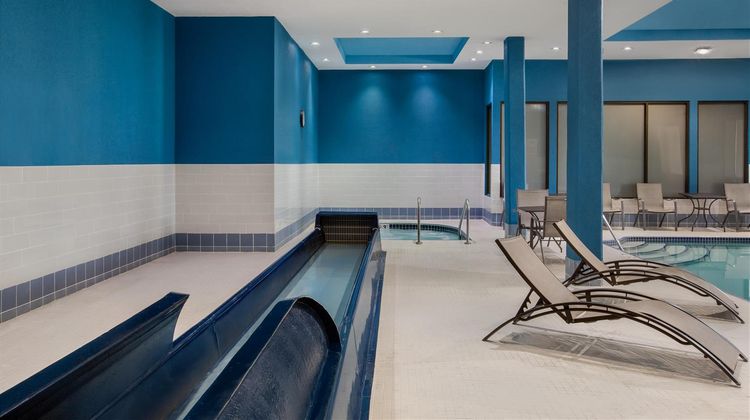 Hampton Inn Kamloops Pool