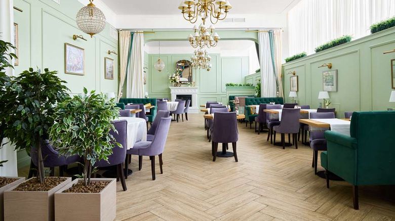 <b>Hilton Garden Inn Kaluga Restaurant</b>. Images powered by <a href="https://iceportal.shijigroup.com/" title="IcePortal" target="_blank">IcePortal</a>.