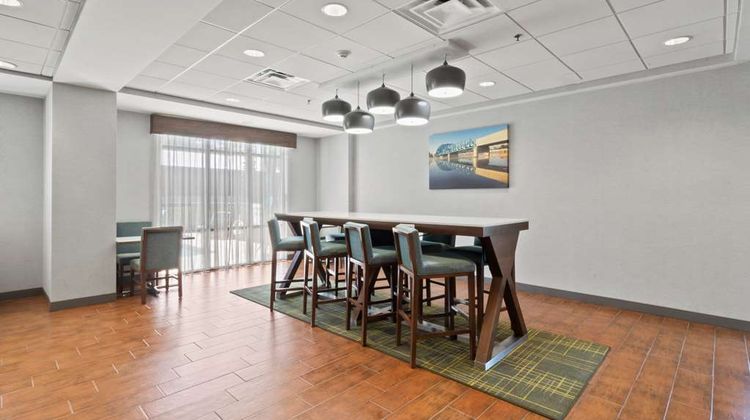 Hampton Inn Kingsland Lobby