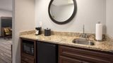 <b>Hampton Inn Kingsland Room</b>. Images powered by <a href="https://iceportal.shijigroup.com/" title="IcePortal" target="_blank">IcePortal</a>.