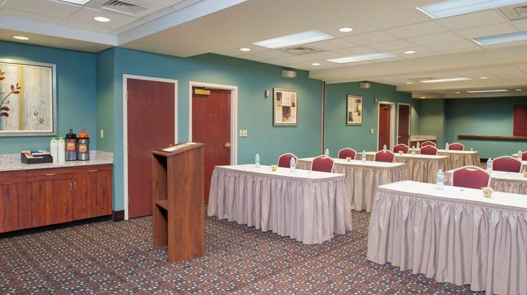 Hampton Inn & Suites Kokomo Meeting
