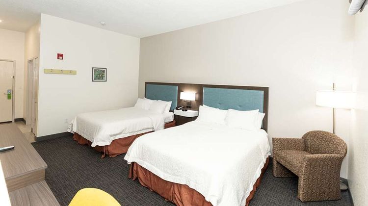 Hampton Inn Kerrville Room