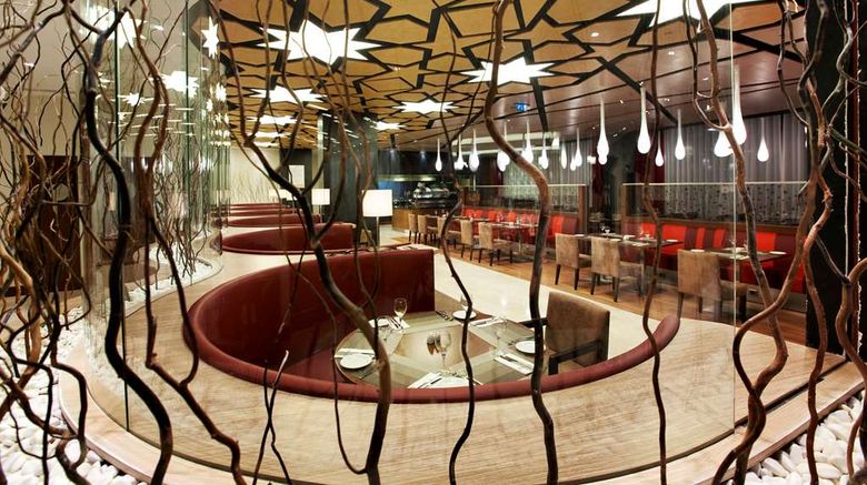 <b>Hilton Garden Inn Konya Restaurant</b>. Images powered by <a href="https://iceportal.shijigroup.com/" title="IcePortal" target="_blank">IcePortal</a>.