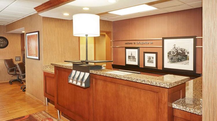 Hampton Inn Lafayette Lobby