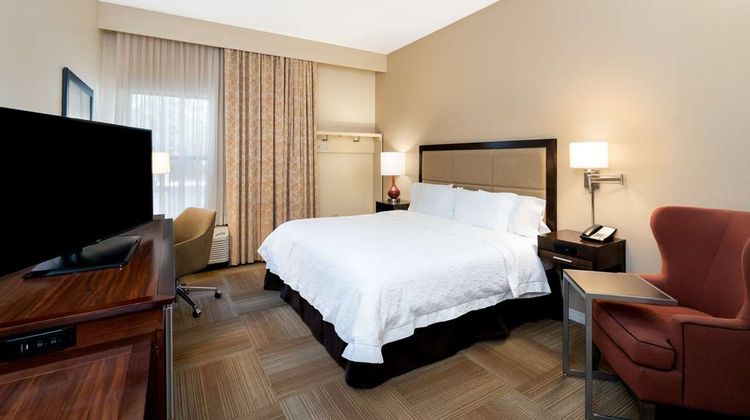 Hampton Inn Lafayette Room
