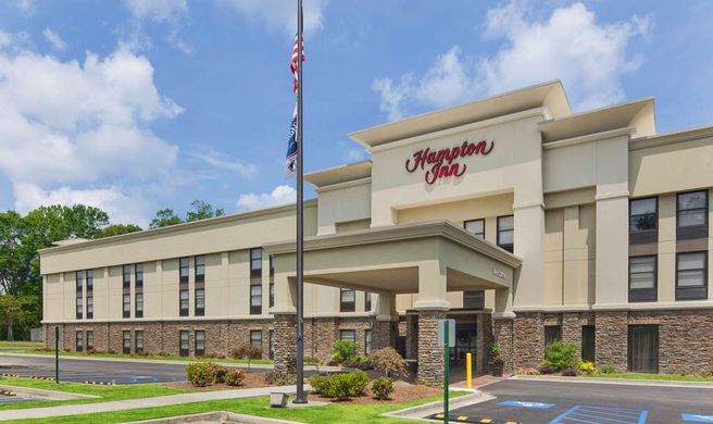 Hampton Inn Lagrange Exterior
