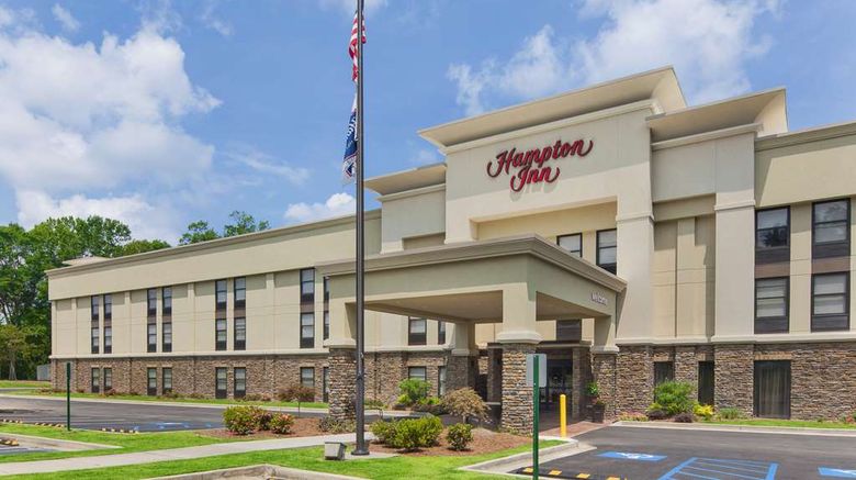 <b>Hampton Inn Lagrange Exterior</b>. Images powered by <a href="https://iceportal.shijigroup.com/" title="IcePortal" target="_blank">IcePortal</a>.