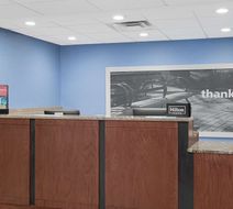 Hampton Inn Lagrange Lobby