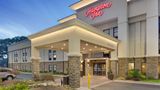 <b>Hampton Inn Lagrange Exterior</b>. Images powered by <a href="https://iceportal.shijigroup.com/" title="IcePortal" target="_blank">IcePortal</a>.