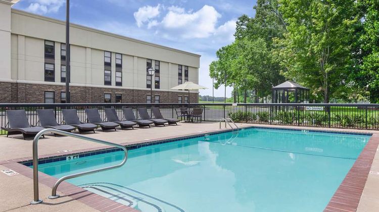 Hampton Inn Lagrange Pool