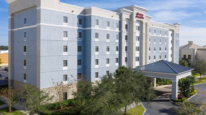 <b>Hampton Inn & Suites Lakeland South Exterior</b>. Images powered by <a href="https://iceportal.shijigroup.com/" title="IcePortal" target="_blank">IcePortal</a>.