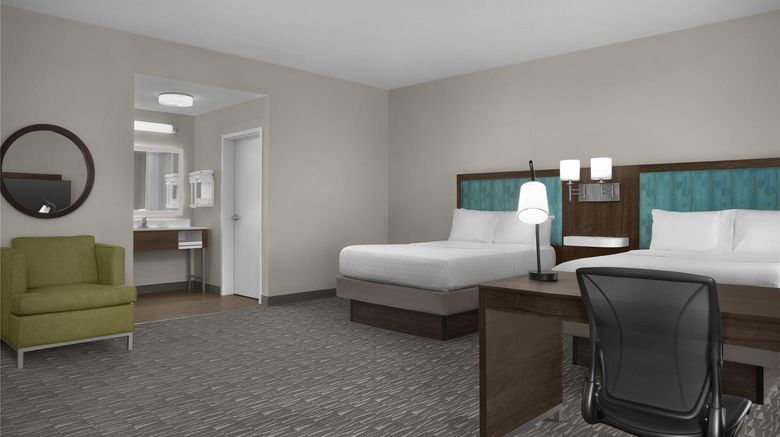 <b>Hampton Inn & Suites Lakeland South Room</b>. Images powered by <a href="https://iceportal.shijigroup.com/" title="IcePortal" target="_blank">IcePortal</a>.