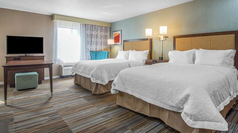 <b>Hampton Inn & Suites Los Alamos Room</b>. Images powered by <a href="https://iceportal.shijigroup.com/" title="IcePortal" target="_blank">IcePortal</a>.