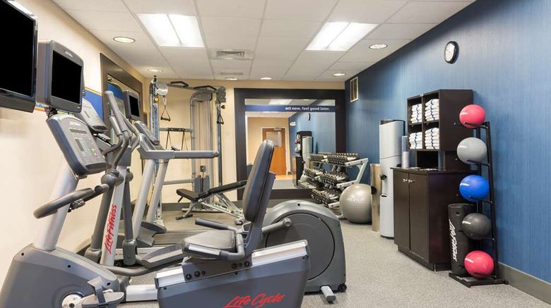 <b>Hampton Inn East Lansing Health</b>. Images powered by <a href="https://iceportal.shijigroup.com/" title="IcePortal" target="_blank">IcePortal</a>.