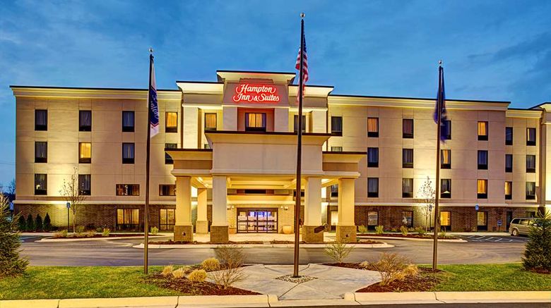 <b>Hampton Inn & Suites Lansing/West, MI Exterior</b>. Images powered by <a href="https://iceportal.shijigroup.com/" title="IcePortal" target="_blank">IcePortal</a>.