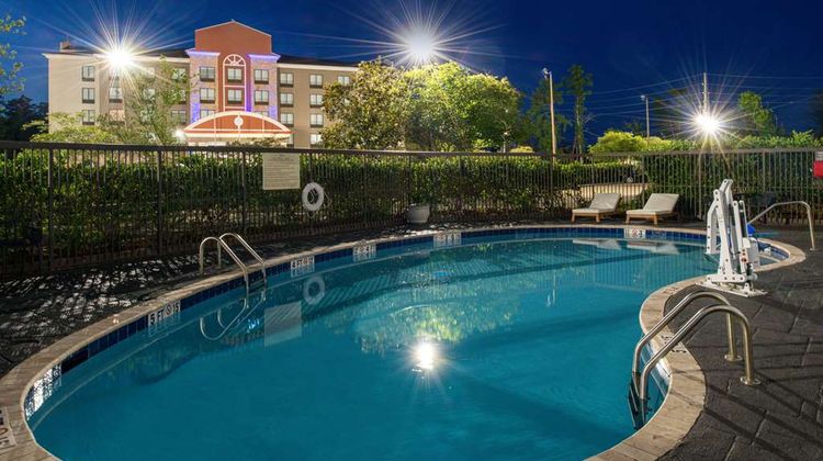 Hampton Inn LaPlace Pool