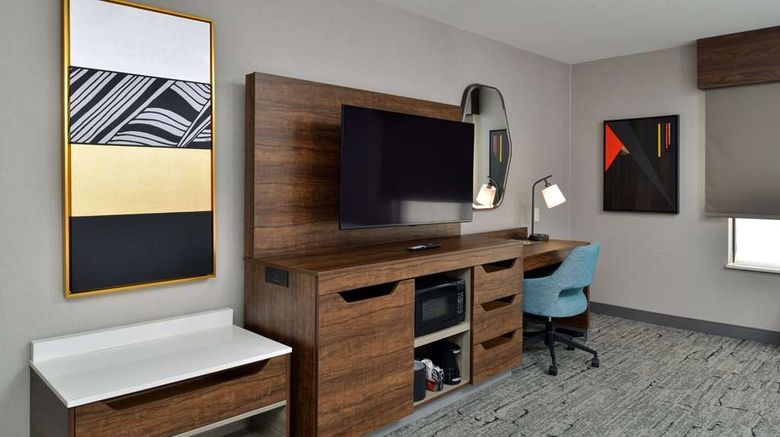 <b>Hampton Inn & Suites Las Vegas Airport Room</b>. Images powered by <a href="https://iceportal.shijigroup.com/" title="IcePortal" target="_blank">IcePortal</a>.