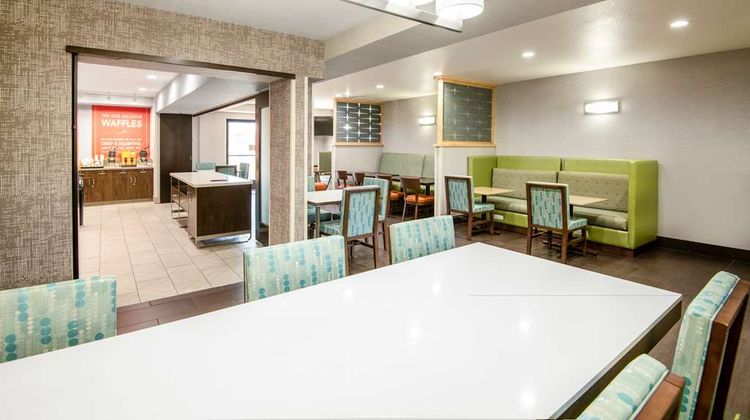 Hampton Inn & Suites Las Vegas Henderson Restaurant