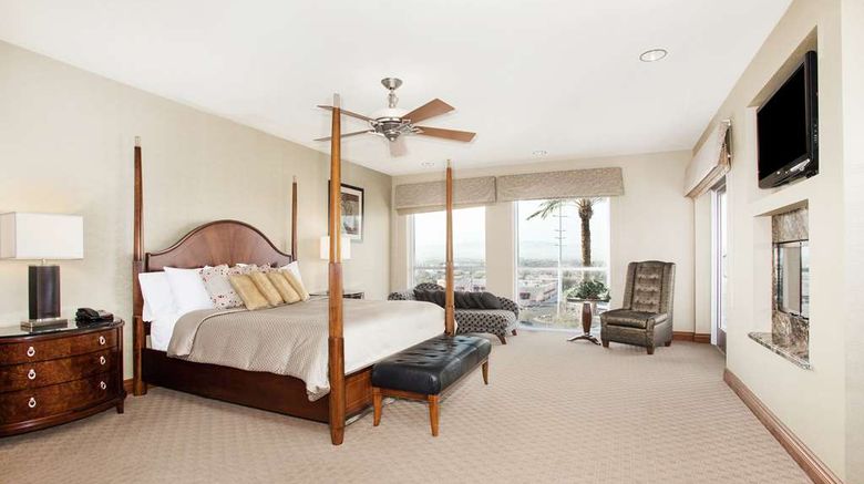 <b>Homewood Suites by Hilton Room</b>. Images powered by <a href="https://iceportal.shijigroup.com/" title="IcePortal" target="_blank">IcePortal</a>.