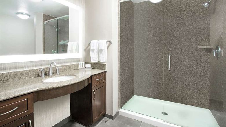 <b>Homewood Suites by Hilton Room</b>. Images powered by <a href="https://iceportal.shijigroup.com/" title="IcePortal" target="_blank">IcePortal</a>.