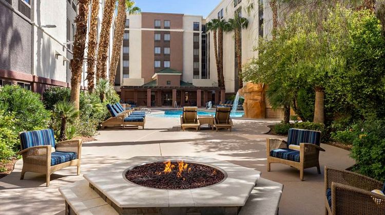 Hampton Inn Tropicana Pool