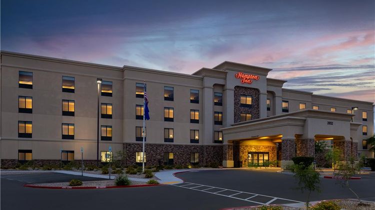 Hampton Inn Las Vegas/North Speedway Exterior