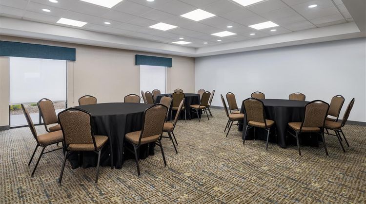 Hampton Inn Las Vegas/North Speedway Meeting