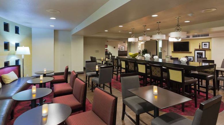 <b>Hampton Inn Las Vegas/Summerlin Lobby</b>. Images powered by <a href="https://iceportal.shijigroup.com/" title="IcePortal" target="_blank">IcePortal</a>.