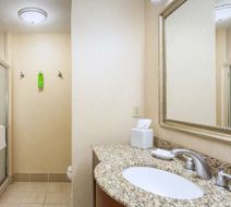 Hampton Inn & Suites West Summerlin Room