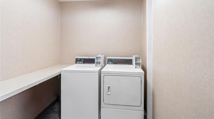 Hampton Inn & Suites Lathrop Other