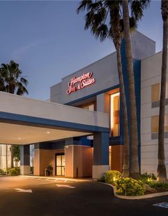 Hampton Inn & Suites Lathrop